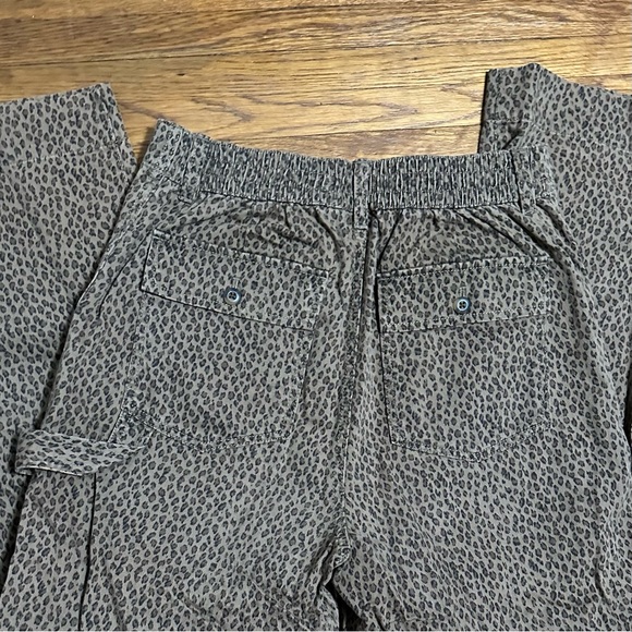 GAP size 8 animal print high rise dress ankle pants - Picture 3 of 3